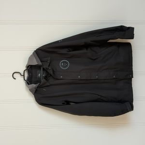 Billabong Winter Jacket 10k Medium. Hot and adjustable.  Hooded and zipper.Black